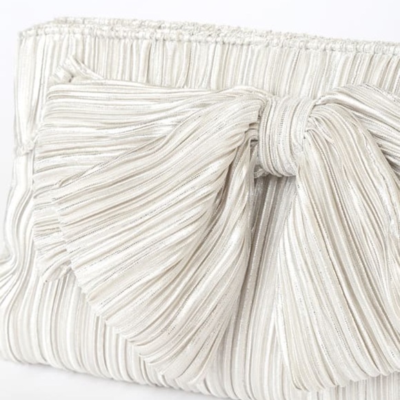 Lulus Champagne Metallic Pleated Clutch Purse Shoulder Bag Bridal Wedding Formal - Picture 4 of 16